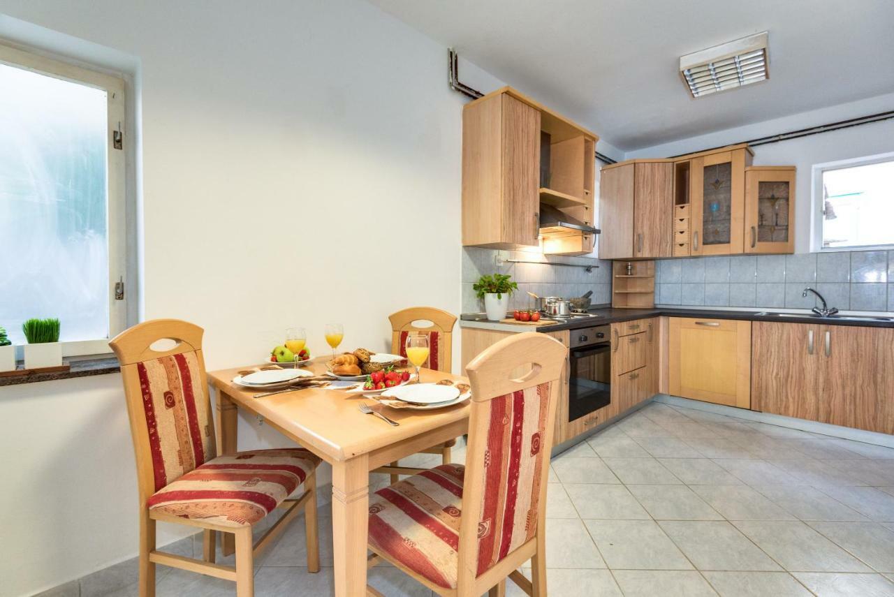 Magnolia Apartments Zaboric Luaran gambar